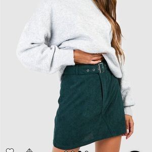 Boohoo Forrest green cord skirt never worn US10